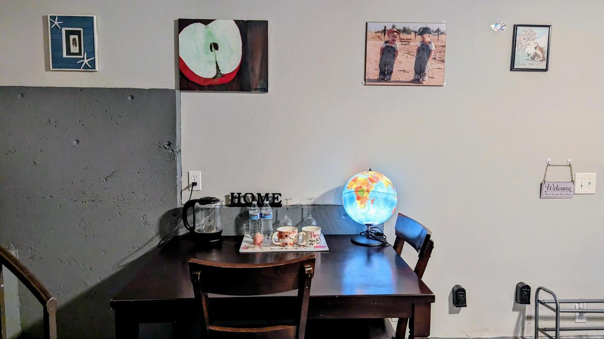 Private Guest Suite In West Bellevue Home Екстер'єр фото